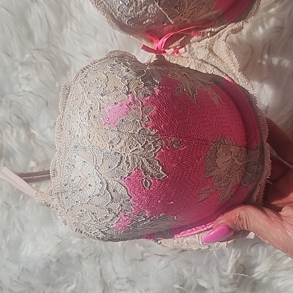 Victoria Secret bra - Picture 2 of 5